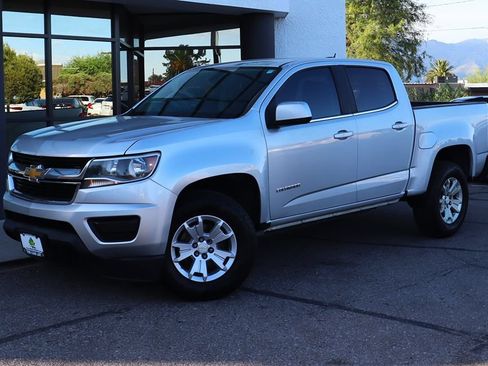 Used 2018 Chevrolet Colorado LT RWD image 2
