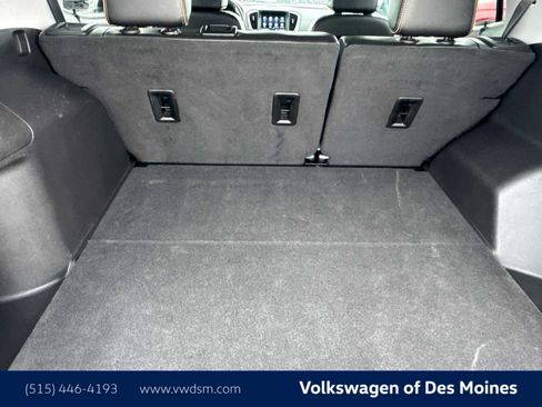 Used 2022 GMC Terrain AT4 w/ Infotainment Package II image 19