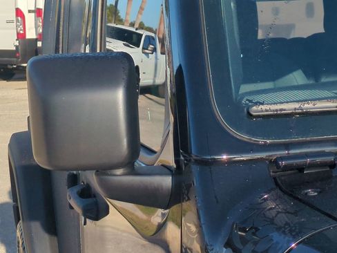 Certified 2024 Jeep Wrangler Willys image 11