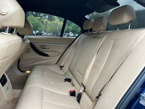Used 2016 BMW 328i Sedan RWD image 17