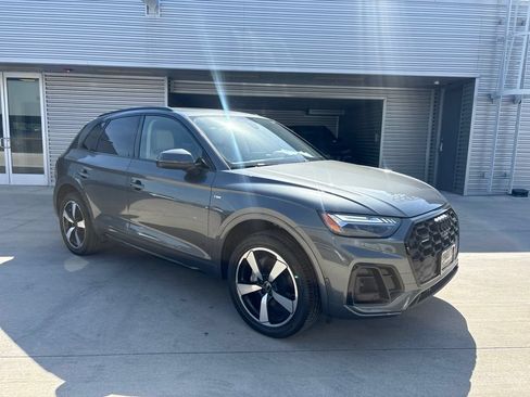 Used 2023 Audi Q5 2.0T Prestige AWD/4WD image 3