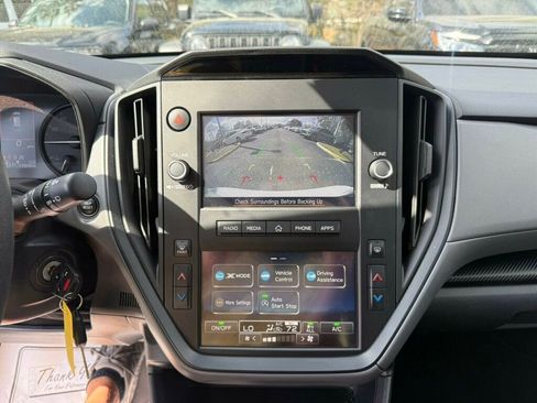 Used 2024 Subaru Crosstrek 2.0i image 6