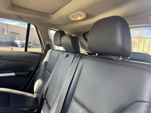 Used 2013 Ford Edge Limited image 16