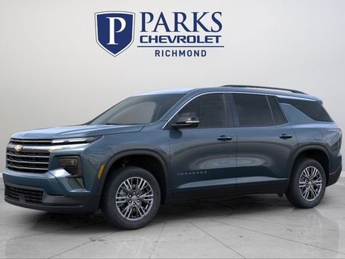 New 2026 Chevrolet Traverse LT w/ Driver Confidence Package image 2