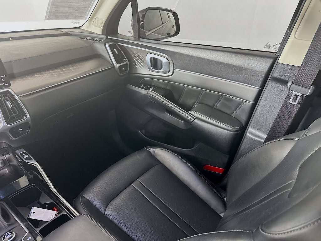 Used 2022 Kia Sorento SX FWD image 25