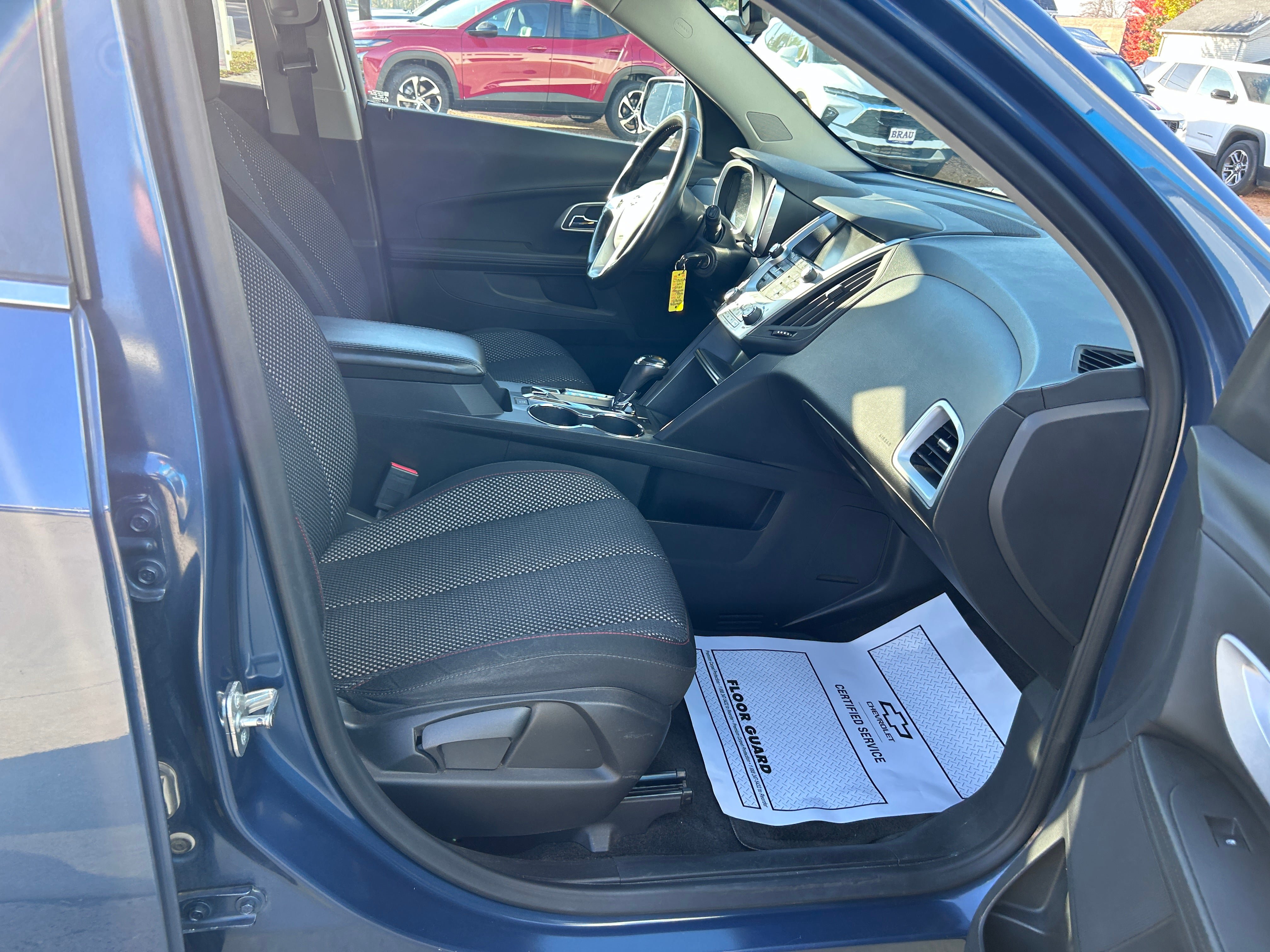 Used 2017 Chevrolet Equinox LT w/ Convenience Package FWD image 24