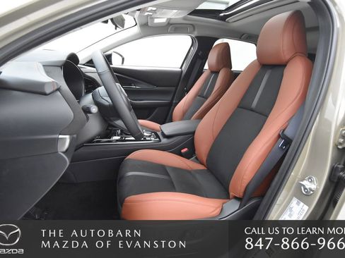 Used 2025 MAZDA CX-30 Carbon image 20