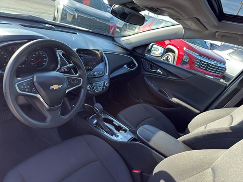 Certified 2024 Chevrolet Malibu LT image 25