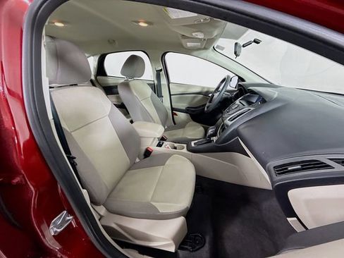Used 2014 Ford Focus SE image 24