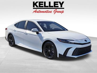 Used 2025 Toyota Camry SE