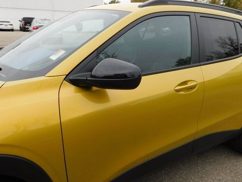 Used 2024 Chevrolet Trax ACTIV image 11