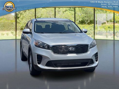 Used 2020 Kia Sorento LX FWD image 7