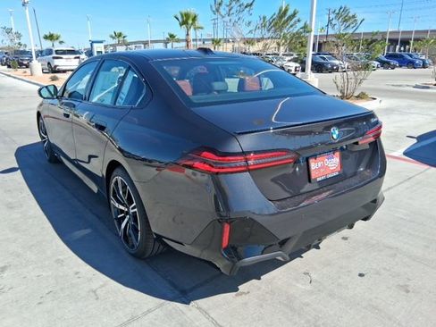 New 2026 BMW 530i w/ M Sport Package RWD image 4