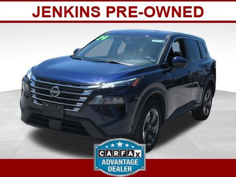 Used 2024 Nissan Rogue SV AWD/4WD image 1