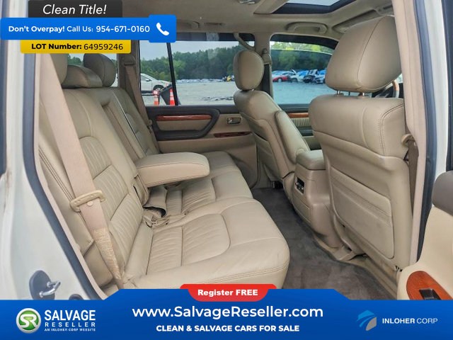 Used 2007 Lexus LX 470 4WD w/ Preferred Accessory Pkg image 15