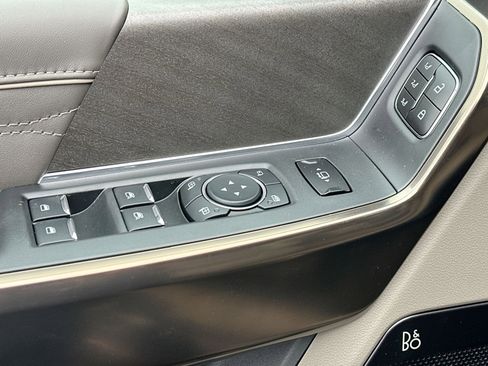 New 2026 Ford F450 Platinum w/ Platinum Plus Package image 17