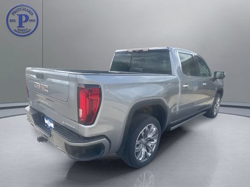 Used 2024 GMC Sierra 1500 Denali w/ Denali Reserve Package AWD/4WD image 7