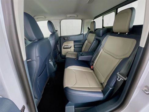 Used 2025 Ford Maverick Lariat w/ 4K Tow Package image 28