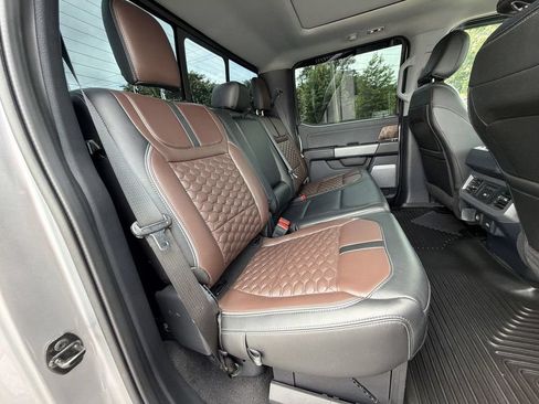 Used 2023 Ford F250 Lariat w/ Lariat Ultimate Package AWD/4WD image 29
