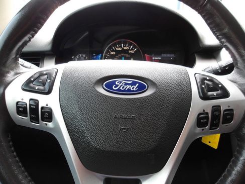 Used 2012 Ford Edge SEL FWD image 19