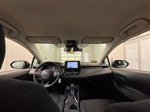 Used 2024 Toyota Corolla LE FWD image 19