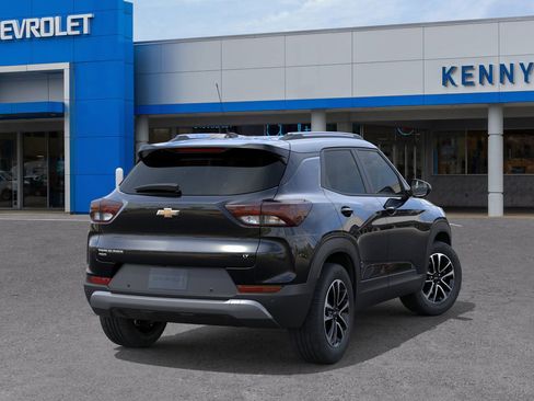New 2026 Chevrolet TrailBlazer LT w/ Convenience Package AWD/4WD image 4