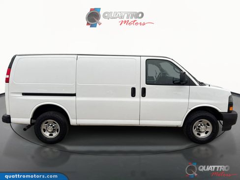 Used 2022 Chevrolet Express 2500 w/ Driver Convenience Package image 7