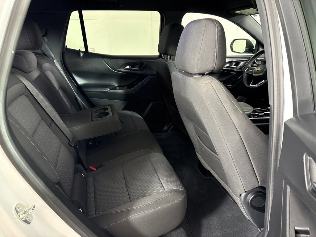 Certified 2026 Chevrolet Equinox LT FWD image 22