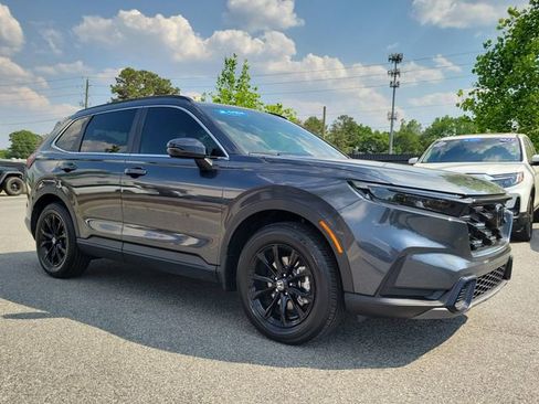 Certified 2025 Honda CR-V Sport image 3
