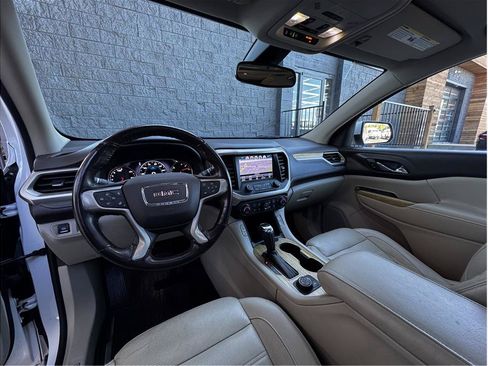Used 2018 GMC Acadia Denali w/ Technology Package AWD/4WD image 14