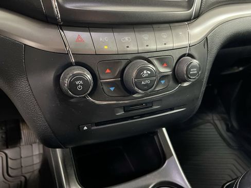 Used 2014 Dodge Journey Crossroad w/ Flexible Seating Group AWD/4WD image 17