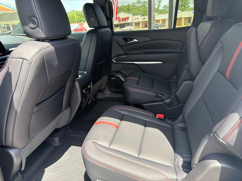 New 2026 Chevrolet Traverse RS FWD image 15
