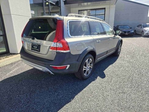 Used 2015 Volvo XC70 T5 Platinum image 3