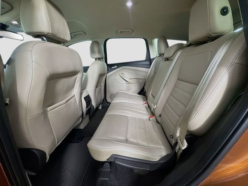 Used 2017 Ford Escape Titanium FWD image 28