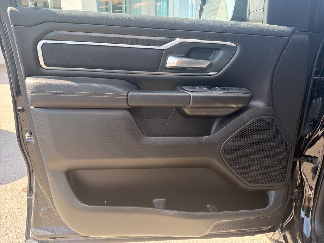 Used 2025 RAM 1500 Big Horn AWD/4WD image 9
