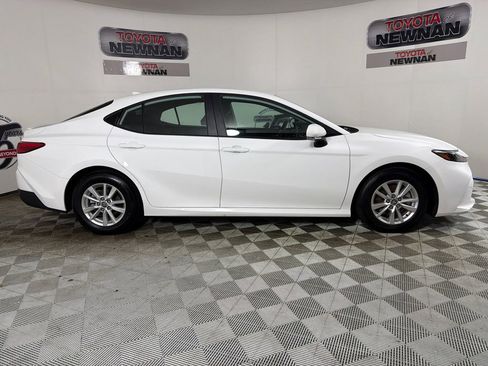 Used 2025 Toyota Camry LE w/ Convenience Package FWD image 2