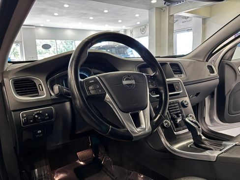 Used 2015 Volvo S60 T5 Premier FWD image 9