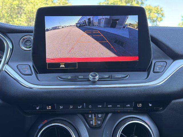 Used 2024 Chevrolet Blazer LT w/ Convenience Package FWD image 18