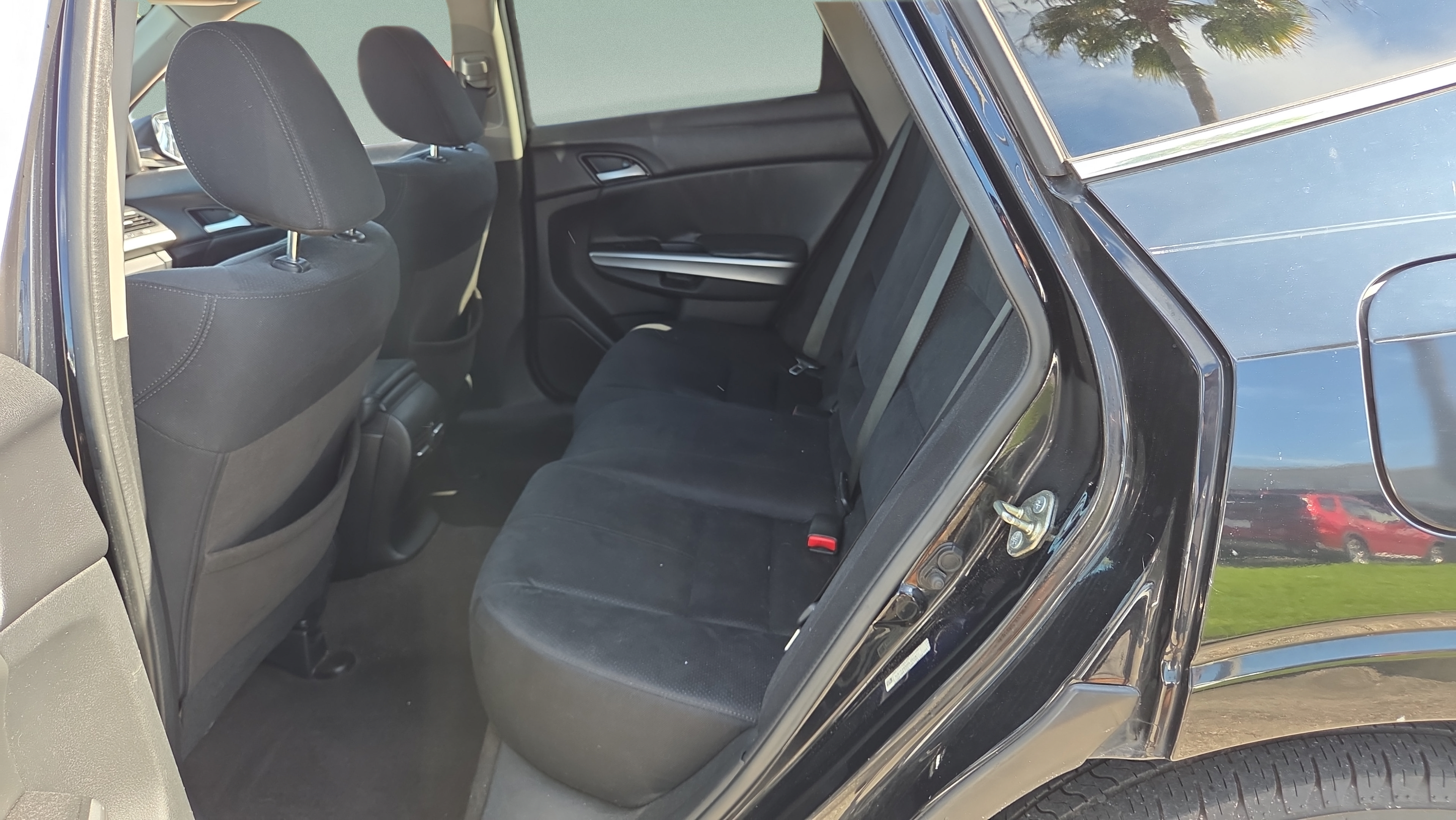 Used 2014 Honda Crosstour EX image 11