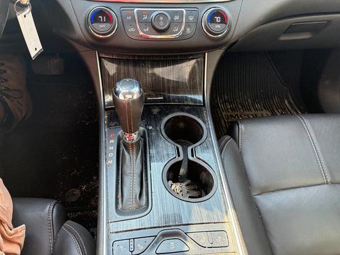 Used 2016 Chevrolet Impala LT w/ Leather Package image 13