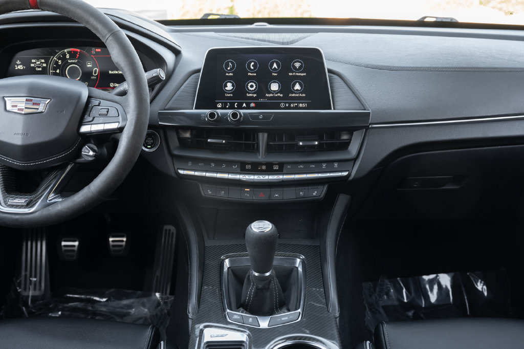 Used 2022 Cadillac CT4 V Blackwing w/ Technology Package RWD image 30