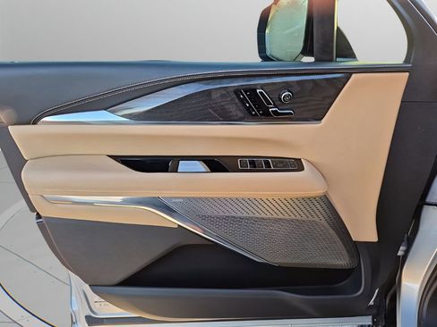 Certified 2025 Cadillac Escalade IQ Luxury 2 image 24