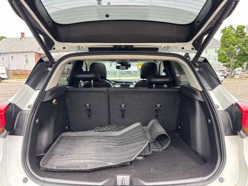 Used 2022 Buick Encore GX Essence w/ Experience Buick Package AWD/4WD image 14