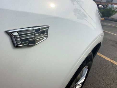 Used 2018 Cadillac XT5 Luxury w/ Driver Awareness Package AWD/4WD image 13