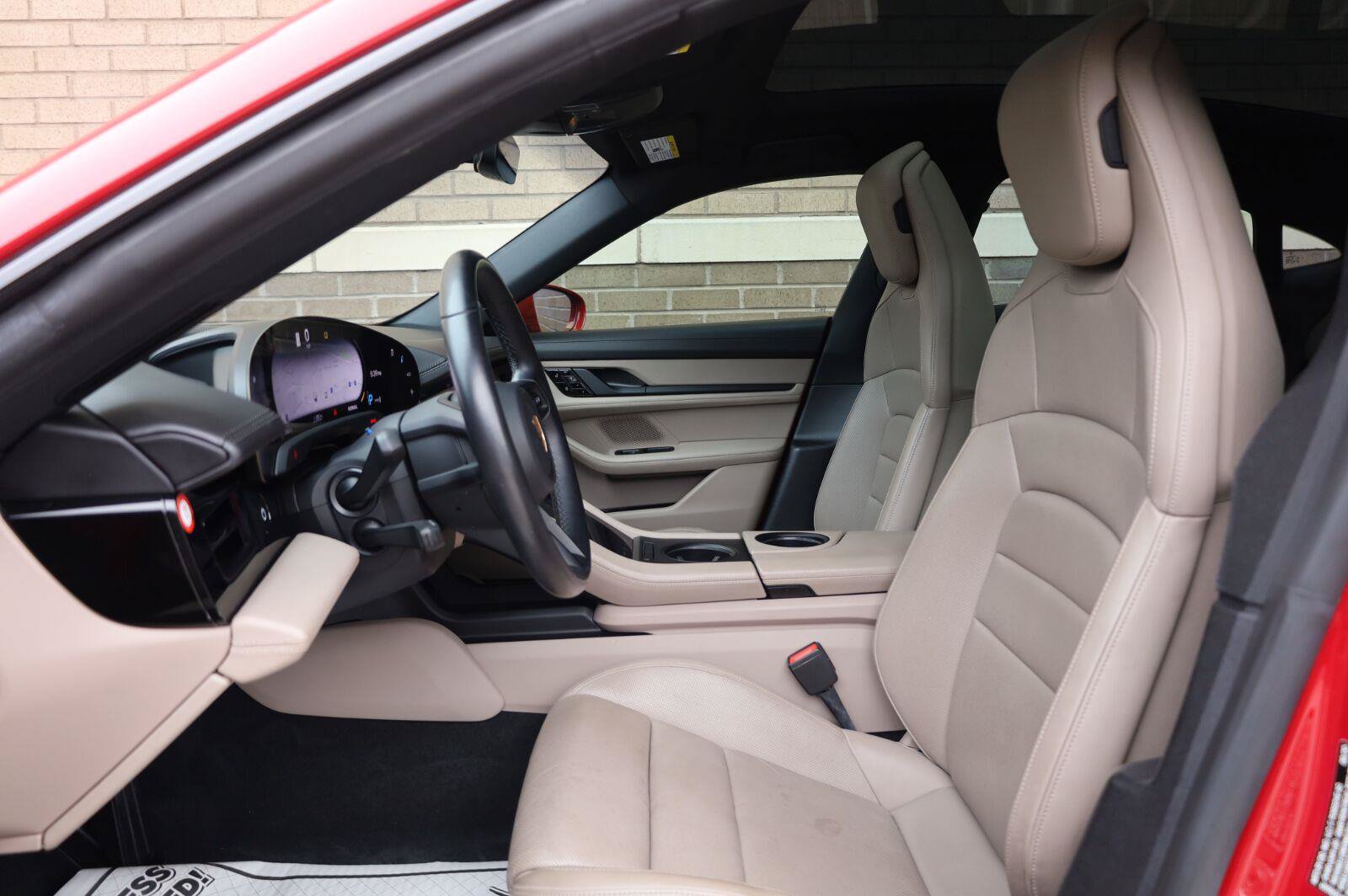 Used 2020 Porsche Taycan 4S w/ Premium Package AWD/4WD image 18