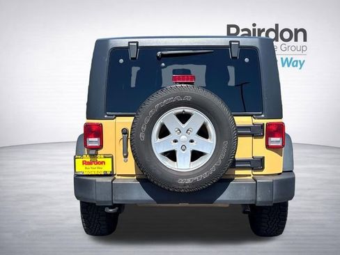 Used 2013 Jeep Wrangler Sport AWD/4WD image 5