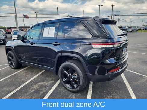 Used 2024 Jeep Grand Cherokee Limited w/ Black Appearance Package AWD/4WD image 5