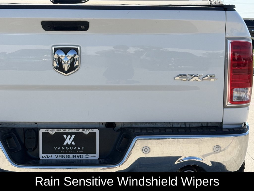 Used 2018 RAM 1500 Laramie w/ Convenience Group AWD/4WD image 9