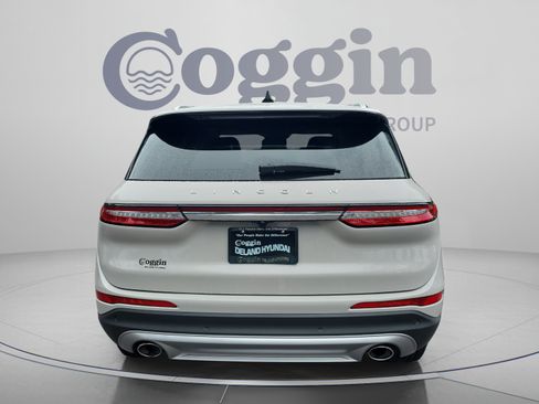 Used 2022 Lincoln Corsair FWD w/ Equipment Group 101A image 4