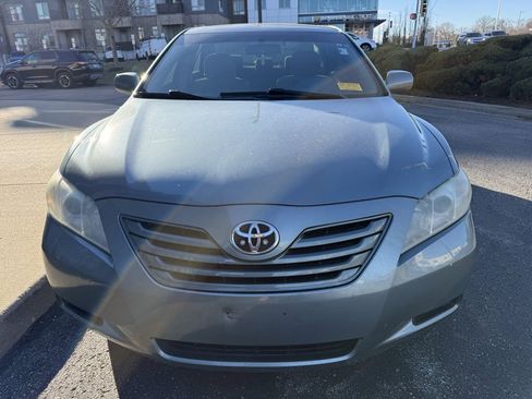Used 2008 Toyota Camry LE image 3
